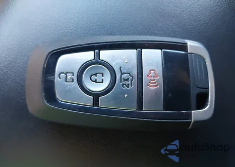 2021 Ford Explorer Xlt from USA, damaged, VIN 1FMSK7DH1MGC25175